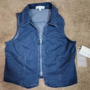 Denim Zip-Front Vest in Dark Blue Juniors New W Tag